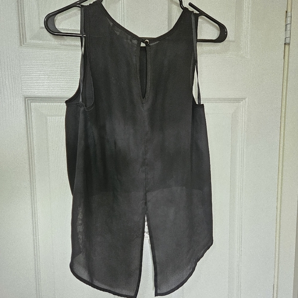 Monteau lace and sheer tank - Picture 5 of 7